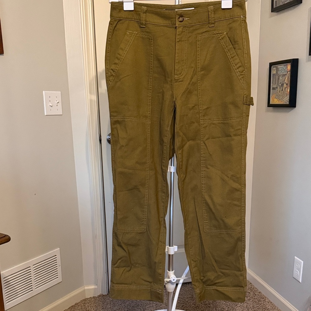 Old Navy Women's Olive Cargo Pants